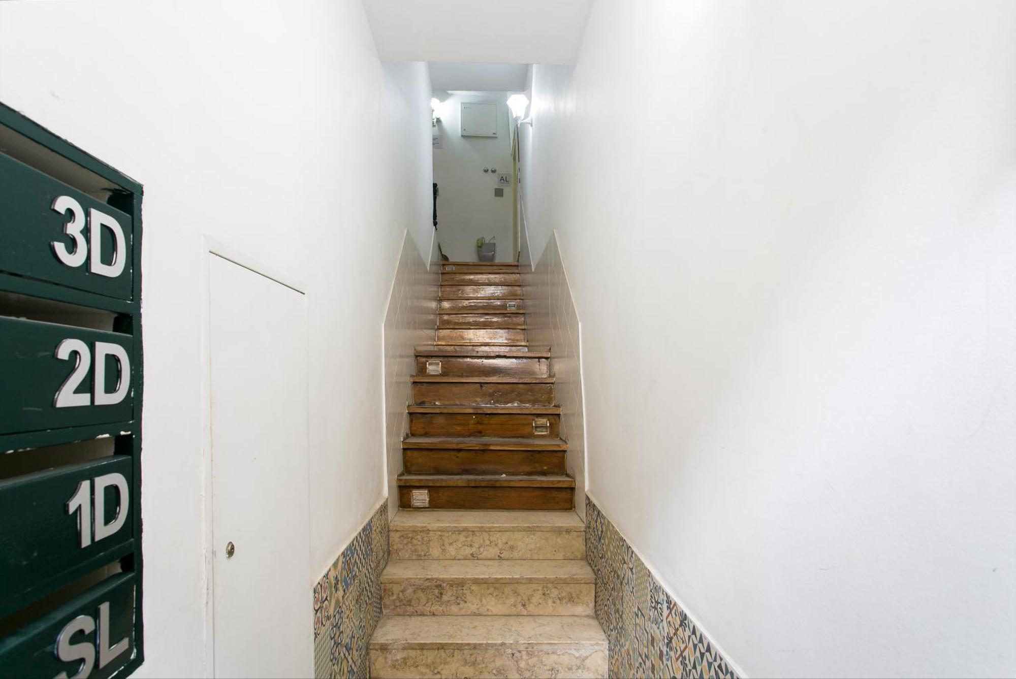 Cozy Apartment In Amazing Location! Lisbon Luaran gambar